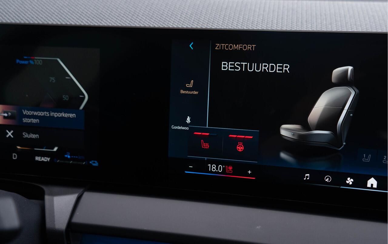 BMW X3 30e xDrive / M- Sport/ Live Cockpit/ Adaptive Cruise Control/ Panoramadak/ 220kW 300PK)