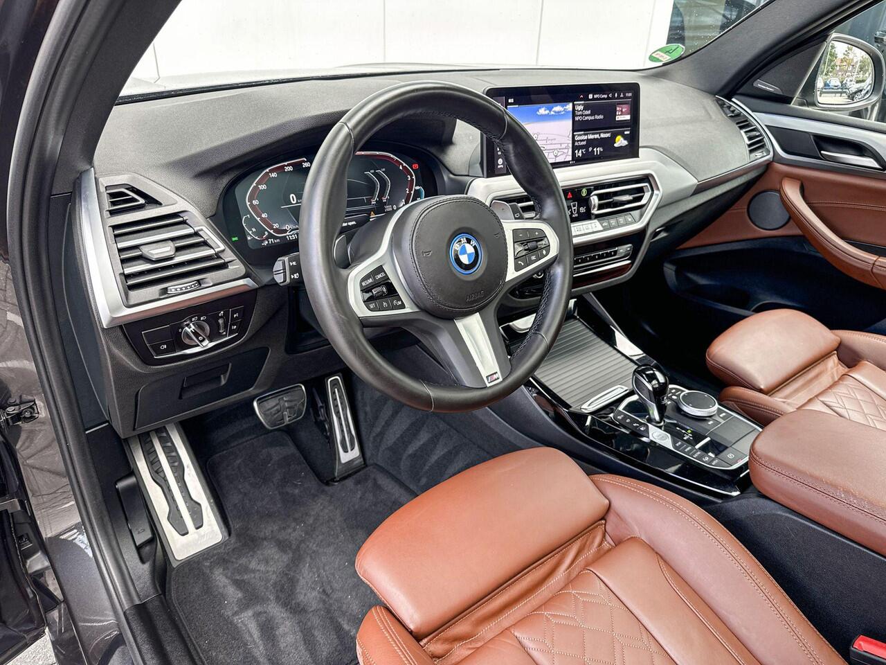 BMW X3 xDrive30e | M Sport | Panorama dak | Harman Kardon | Trekhaak | Selections