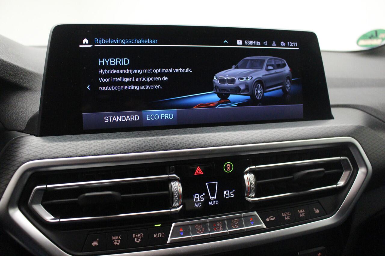 BMW X3 xDrive30e M-Sport | 20" | Camera | Trekhaak | Leder | Voorbereiding Driving Assistance