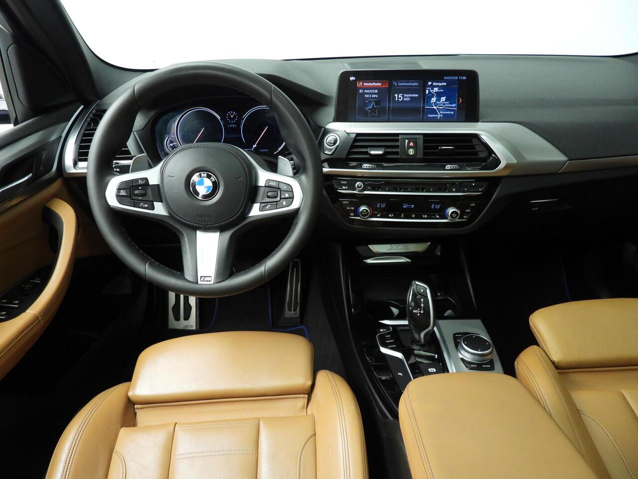 BMW X3 sDrive20i | M-Sportpakket | LED | Leder | HUD | Schuifdak | DAB | hifi speakers | Alu 20 inch