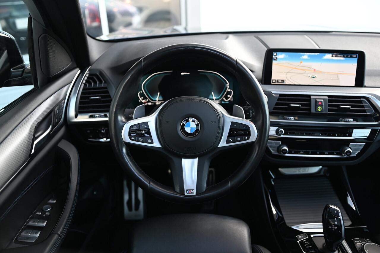 BMW X3 xDrive30e High Executive M Sport Automaat / Panoramadak / Trekhaak / Sportstoelen / Achteruitrijcamera / Adaptieve LED / Stoelverwarming / BMW Live Cockpit Professional