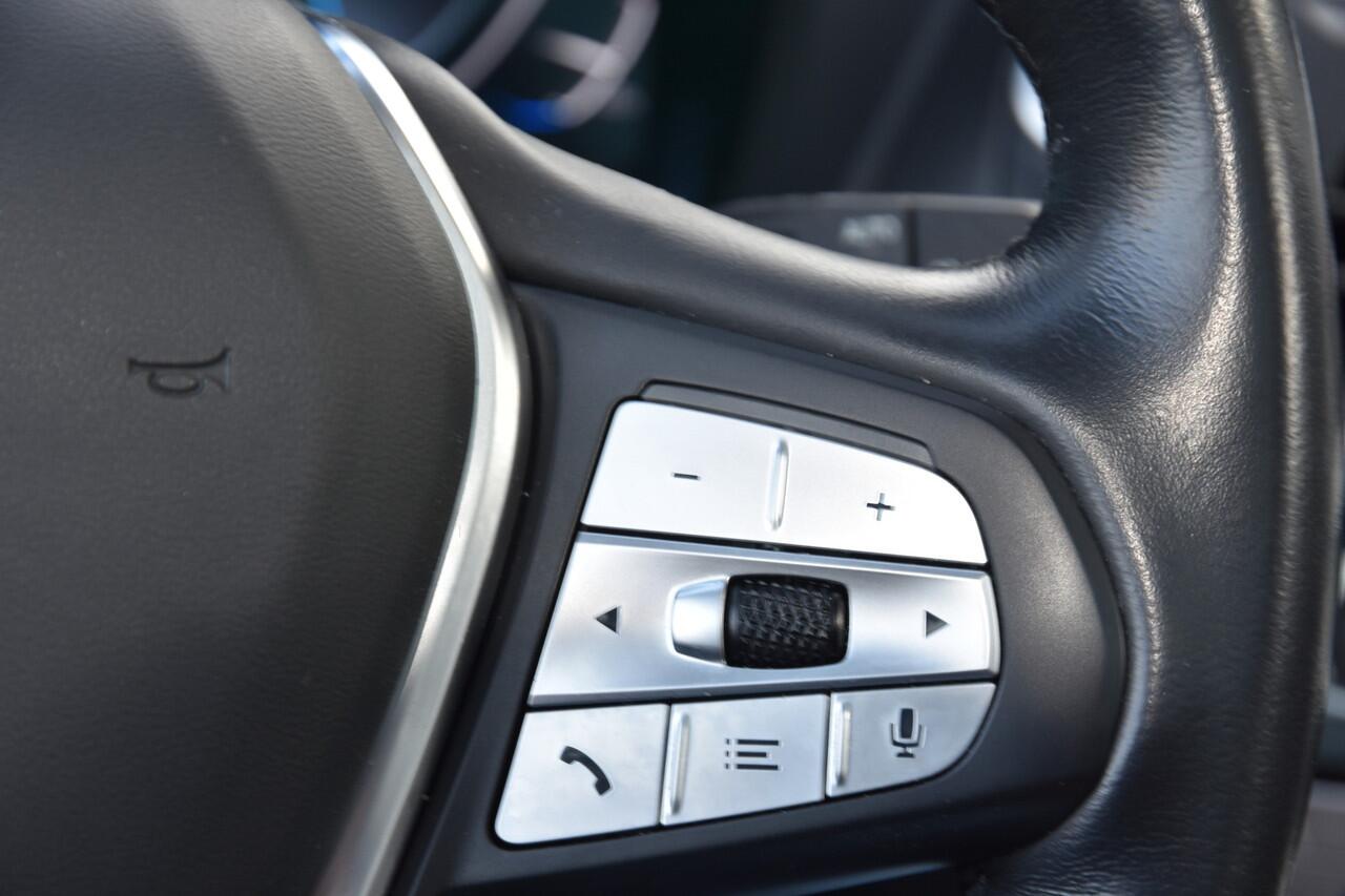 BMW X3 iX3 Executive 80 kWh | SOH 98,68% | PANORAMA DAK | TREKHAAK