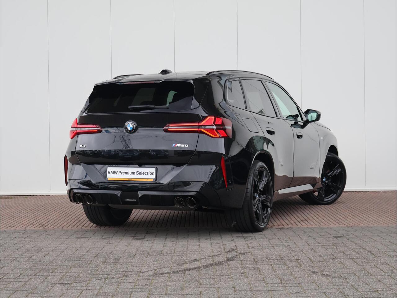 BMW X3 M50 M Sportpakket Pro/ Comfort Access/ Elektrische Trekhaak/ panoramadak/ Sportstoelen/ Stoelverwarming/ Harman-Kardon/ Driving Assistant Plus