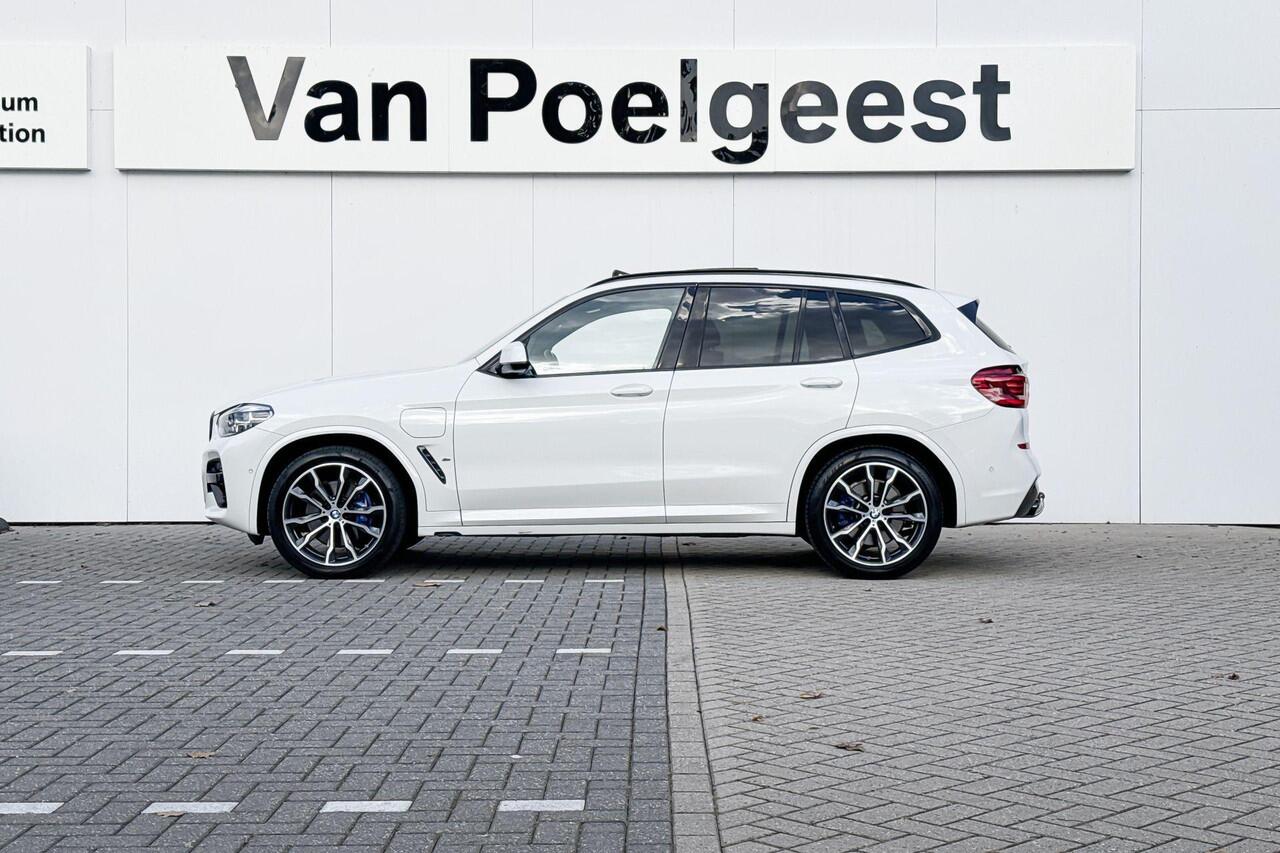 BMW X3 xDrive30e | Harman Kardon | Panoramadak | Trekhaak