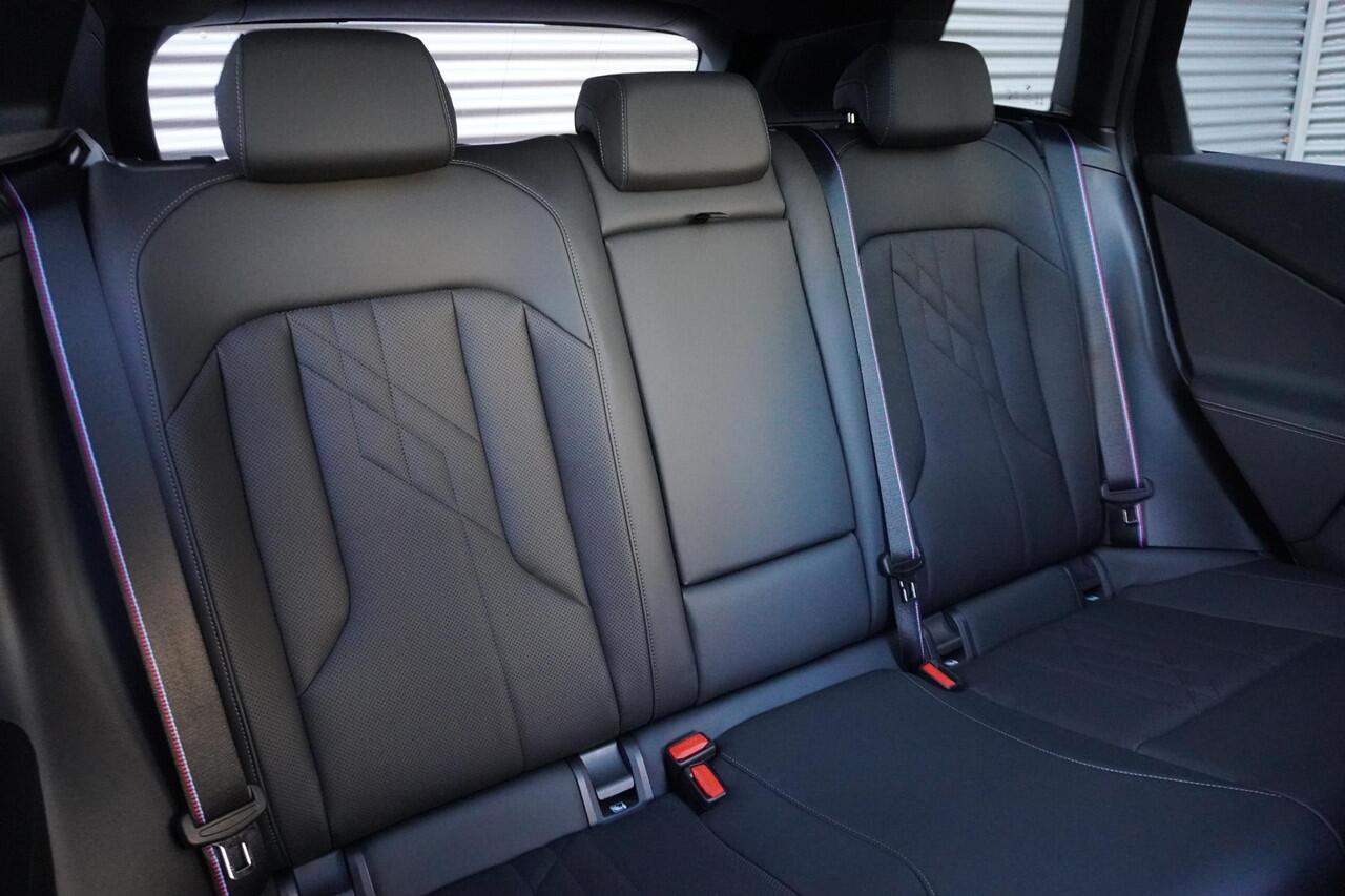 BMW X3 20 xDrive M Sportpakket Pro | Premium Pack | Professional Pack | Glazen panoramadak | HIFI System Harman Kardon