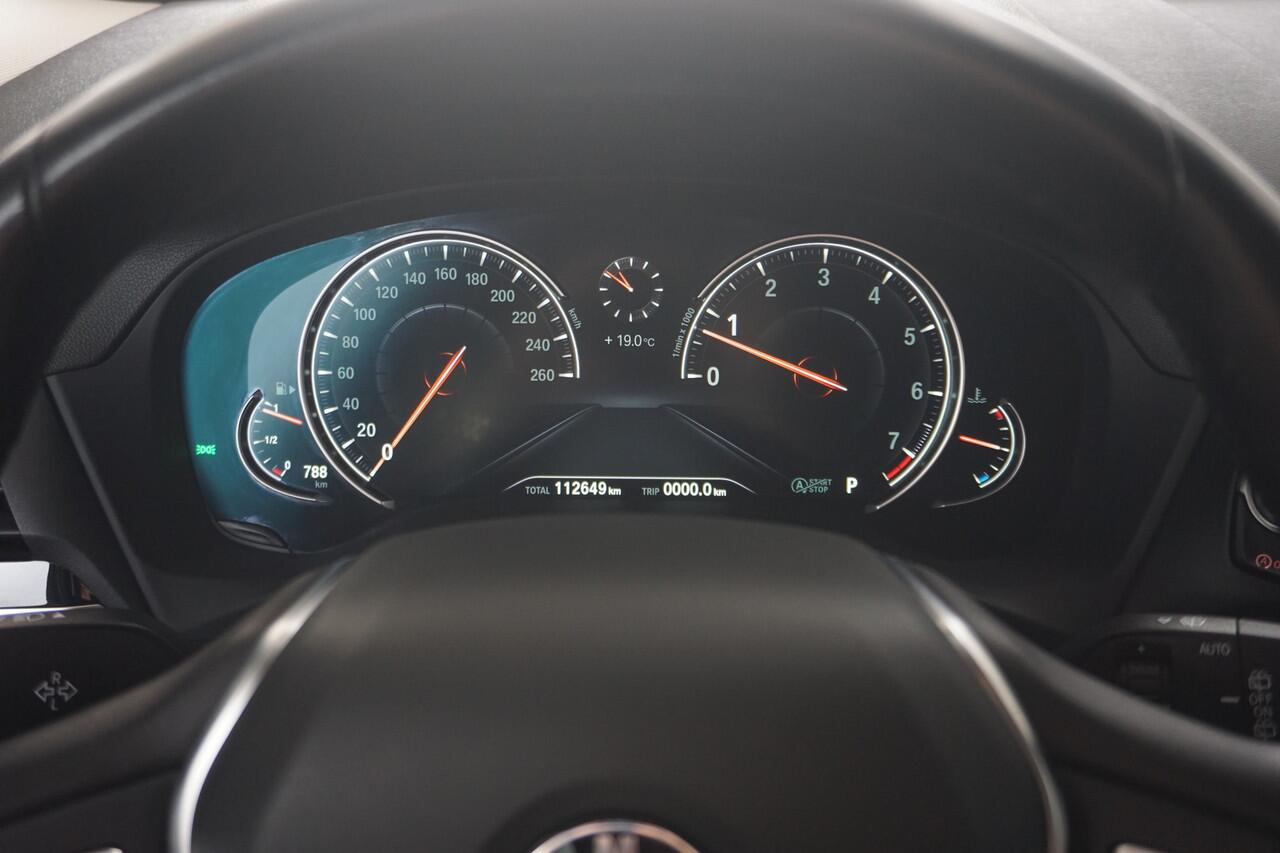 BMW X3 xDrive20i Dealerauto | Leer | Sportinterieur | Trekhaak