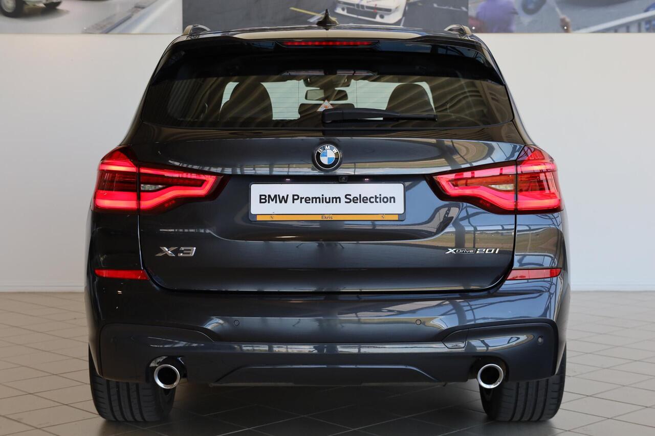 BMW X3 xDrive20i High Executive | M Sportpakket | Glazen panoramadak | Head-Up Display