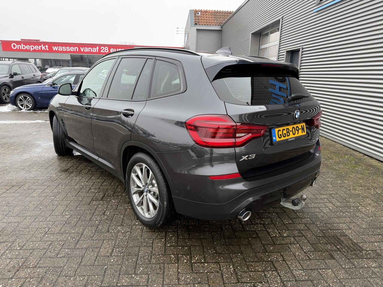 BMW X3 xDrive30e High Executive Leer Panoramadak Trekhaak Adaptieve LED 19 Inch Keyess Entry Head-Up Display Carplay Elek Stoelverstelling