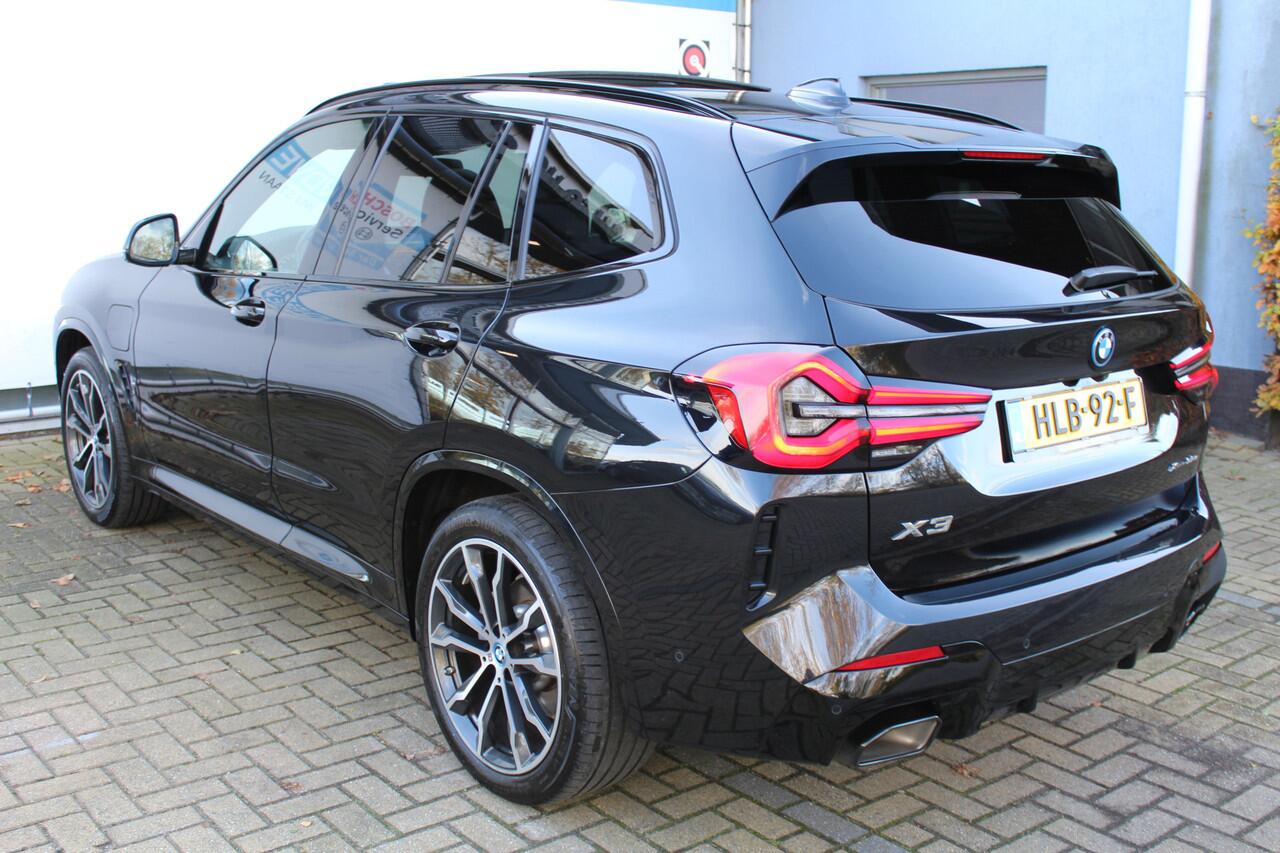 BMW X3 xDrive30e High Executive M-Sport | Incl. 12 maanden Garantie | Panorama dak | Harman/Kardon Audiosysteem | Head-Up Display | Elektrisch verstelbare stoelen met memory | Adaptive cruise | 360* Camera | Elektrische kofferbakklep | Dodehoekdetectie | Stoelve