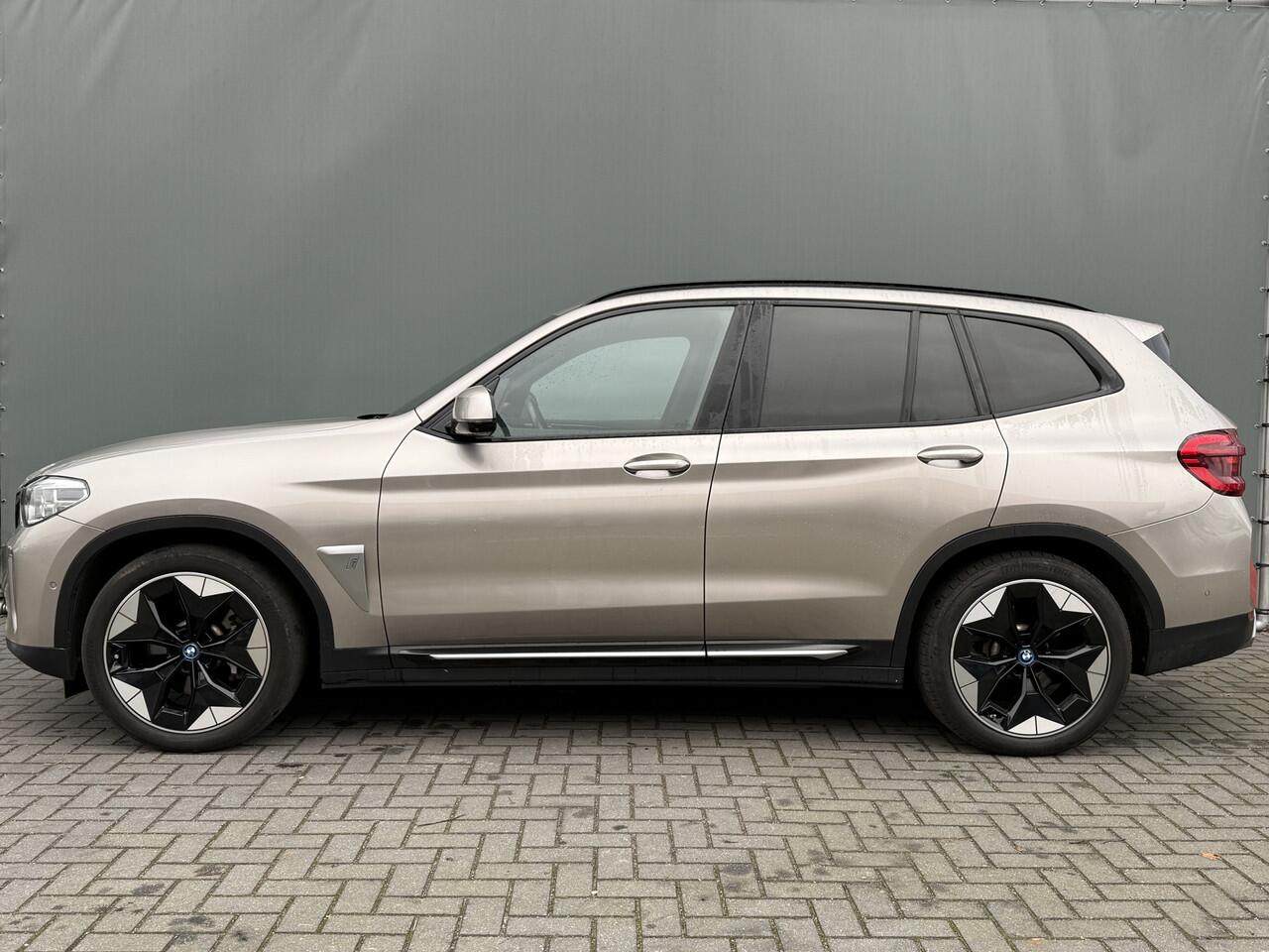 BMW X3 iX3 BWJ 2021 80 KWh High Executive 286 PK PANODAK | FULL LED | LEDER | STOELVERW. | ADAPTIVE CRUISE | CAMERA | HARMAN&KARDON | HEAD-UP DISPLAY | ELEKR. STOELEN | CARPLAY + ANDROID | NAVI | CLIMA | LMV