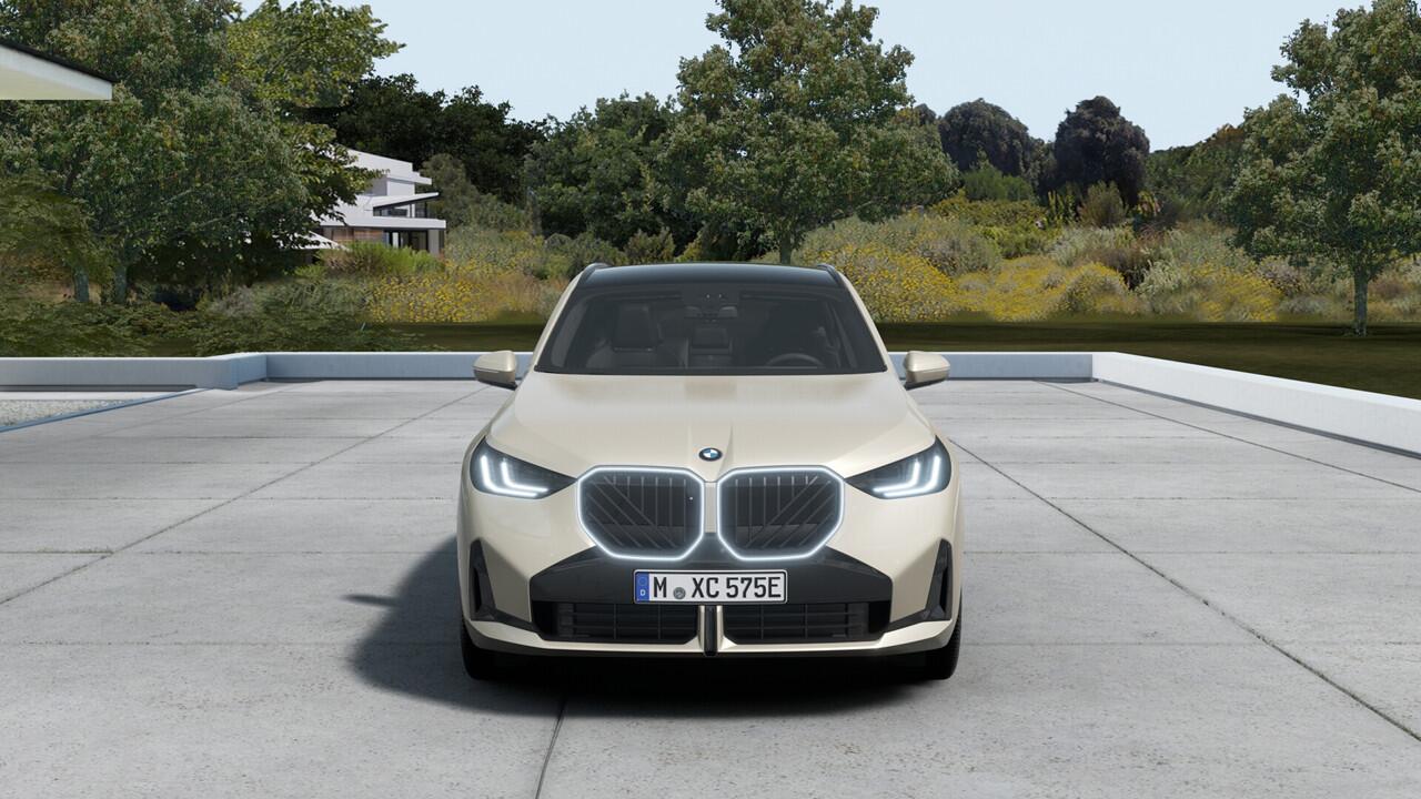 BMW X3 30e xDrive M Sport Automaat / Panoramadak / Trekhaak / Sportstoelen / Comfort Access / Parking Assistant Plus / Adaptieve LED / Stoelventilatie