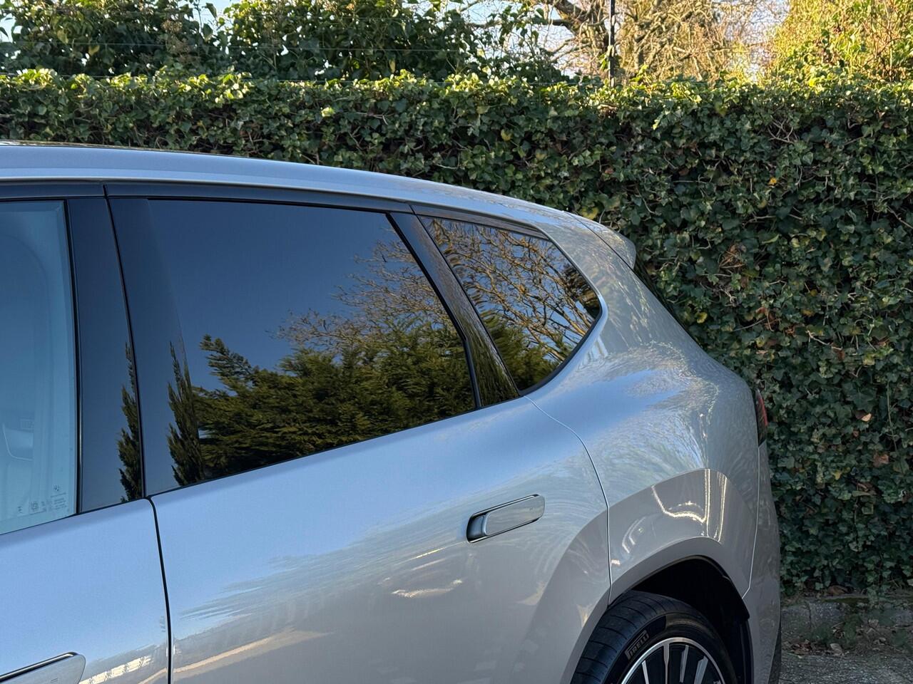 BMW X3 iX3 50 xDrive | verwacht 06-2026 | M-Sport Pro | 22'' | Panorama. | Head-Up | Harman/Kardon | Elek. M stoel. | Neue Klasse | Drive. + Park. Plus | Stoelverw. | Trekhaak | Comf. Acc.