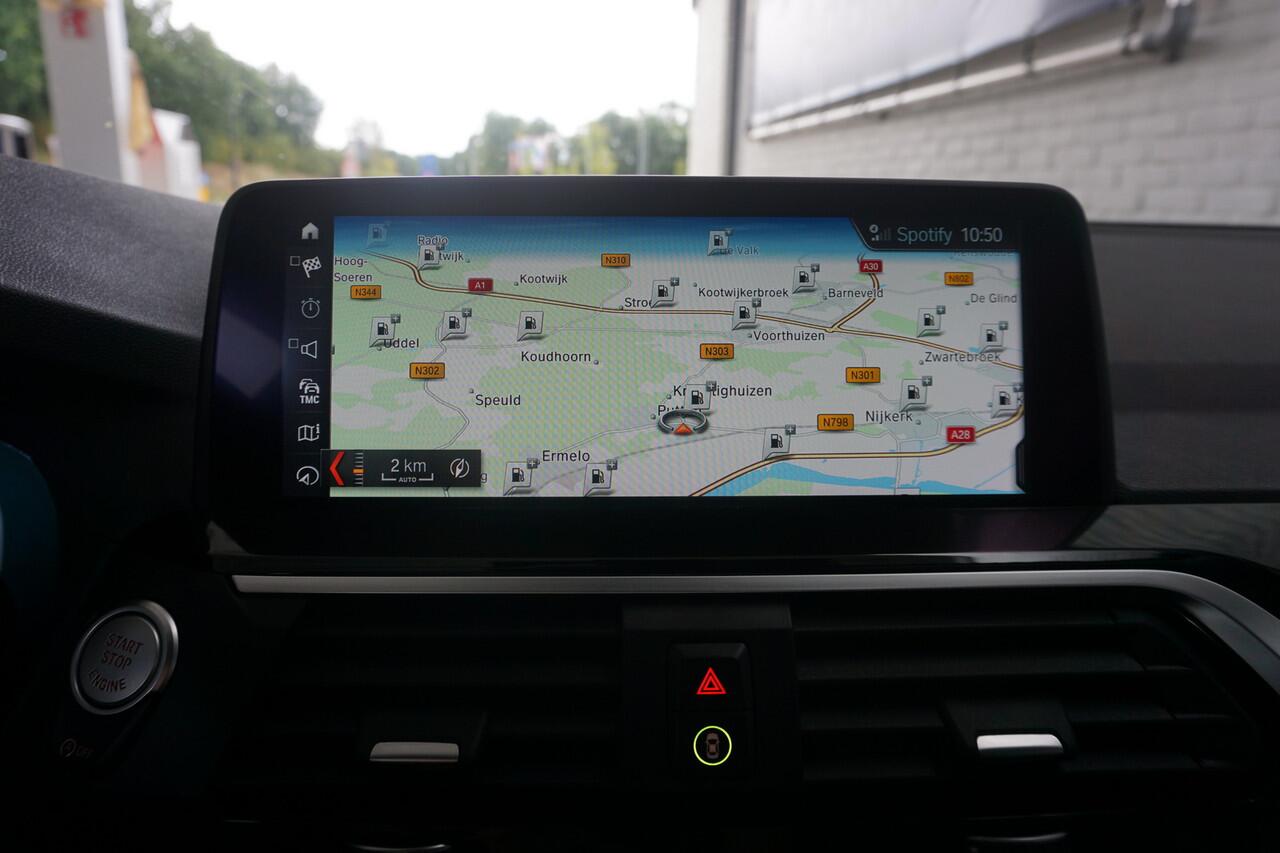 BMW X3 xDrive20i Dealerauto | Leer | Sportinterieur | Trekhaak
