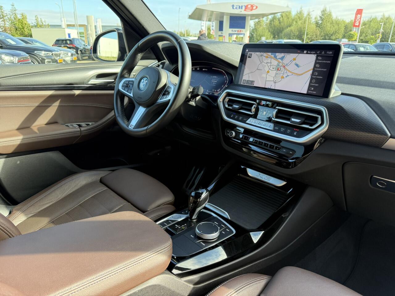 BMW X3 xDrive30e High Executive M Sport Leder Elek Stoelverstelling 360 Gr. Camera Stoelventilatie Carplay