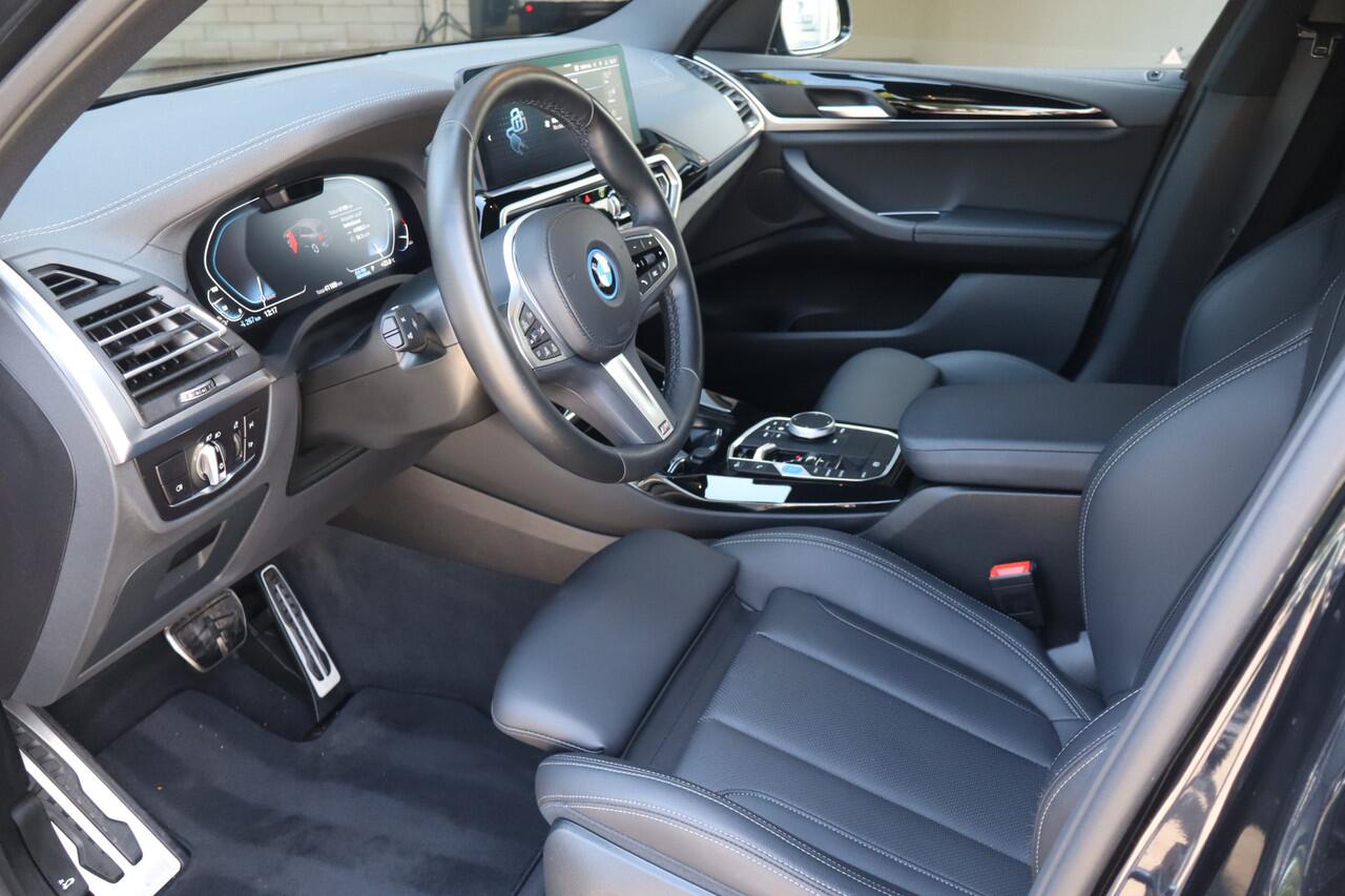 BMW X3 iX3 High Executive 80 kWh NL-Auto!! Pano-Dak I Leder I Elek.Stoelen