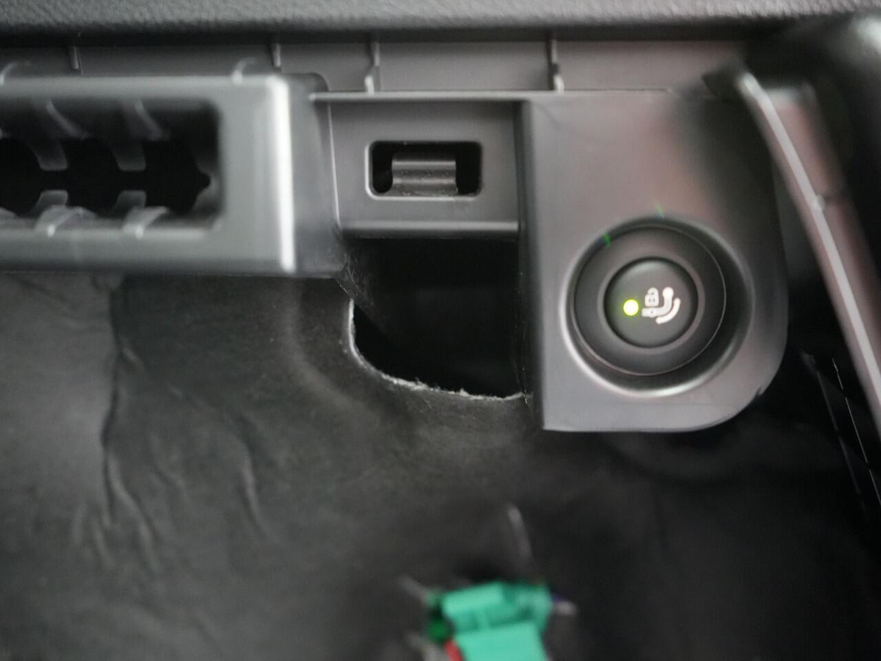 BMW X3 xDrive30e LCI FACELIFT MODEL Plug In Hybrid 293pk Dealer O.H PHEV | Trekhaak af Fabriek | Panodak | Laser LED | 360 Camera | Head Up | Lederen Sportstoelen Memory | Keyless | Apple Carplay |