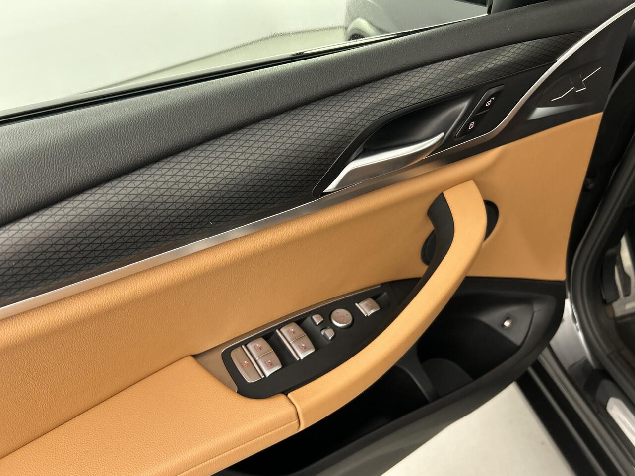 BMW X3 xDrive30e M-Sport Adapt.Cruise/Leder/Sportstoelen/19'LMV/Camera