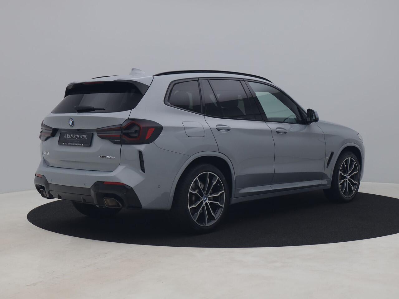 BMW X3 xDrive30e M-Sport | PANO | 360° | HUD | KEYLESS | STOELVERWARMING