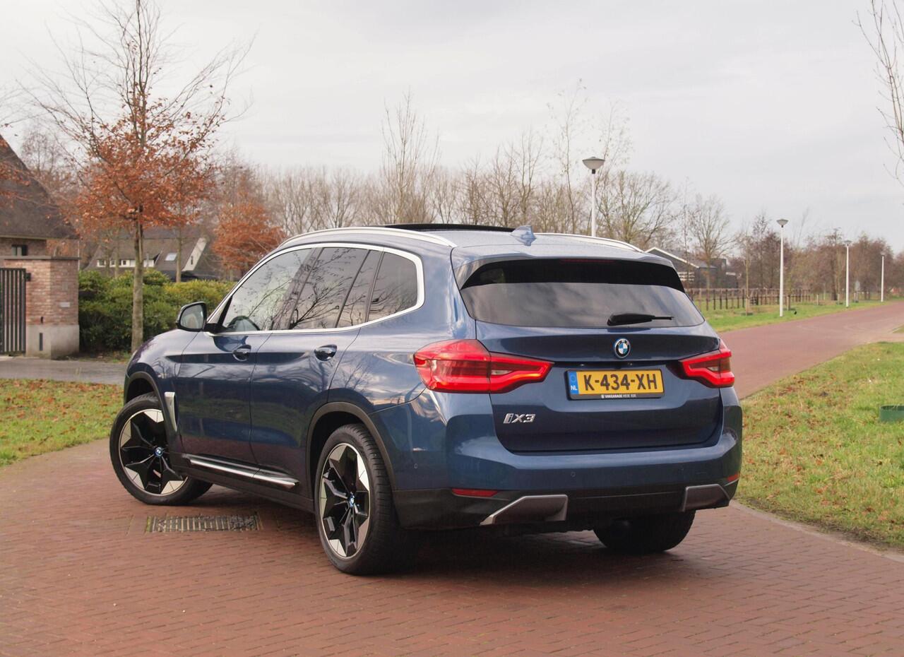 BMW X3 iX3 High Executive 80 kWh | SOH 96% | Panoramadak | 360 Camera | Sfeerverlichting | Head-Up Display | Harman Kardon |