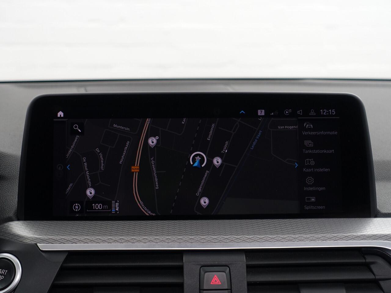 BMW X3 xDrive30e eDrive M Sport Shadowline Aut- Panoramadak, Sfeerverlichting, Carplay, Android Auto, Standkachel