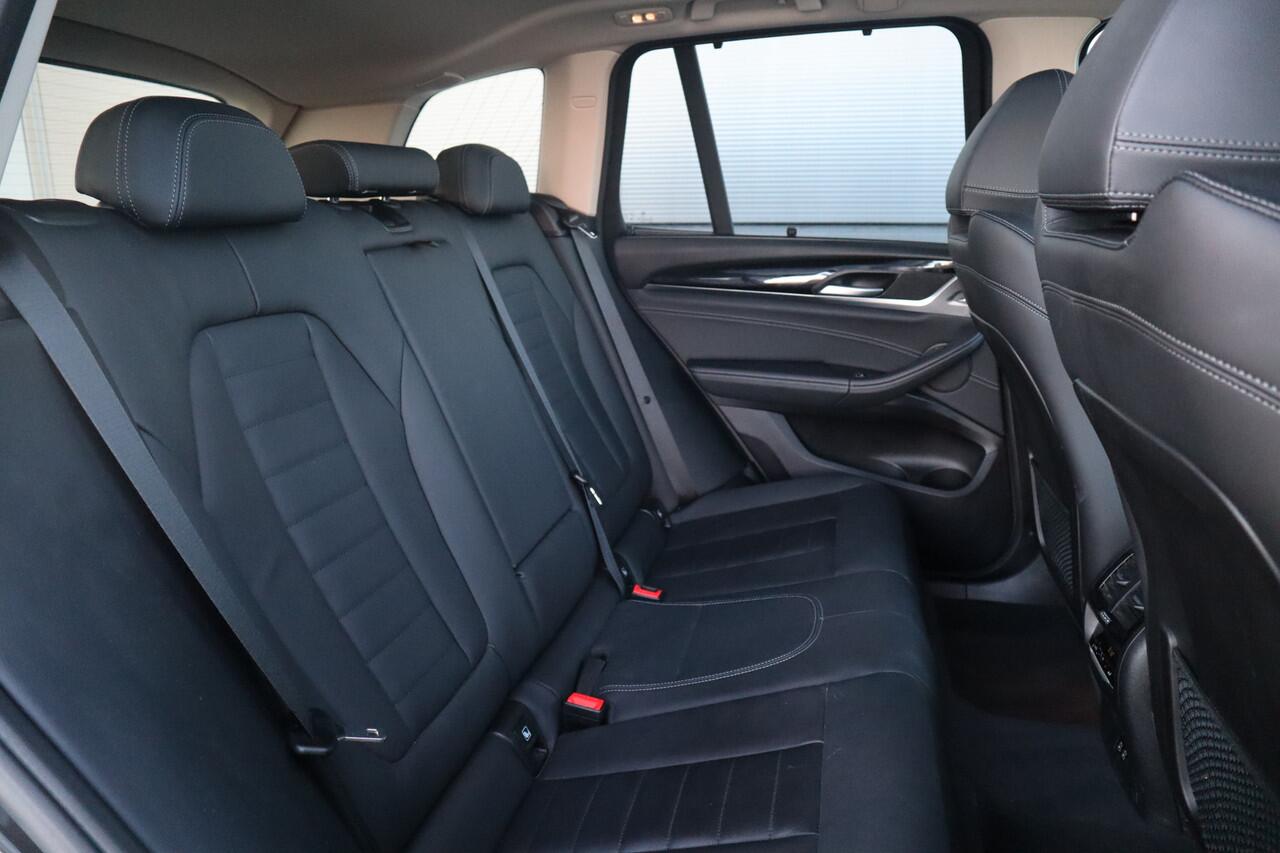 BMW X3 xDrive30e Business Edition Plus Pano Dak / Leder / 360 camera / HiFi /