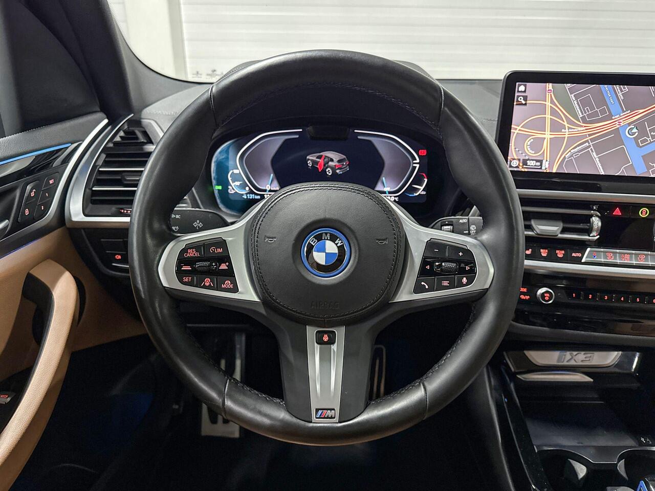 BMW X3 iX3 Executive 80 kWh | Stoelverwarming | Pano | Draadloos Opladen | Memory