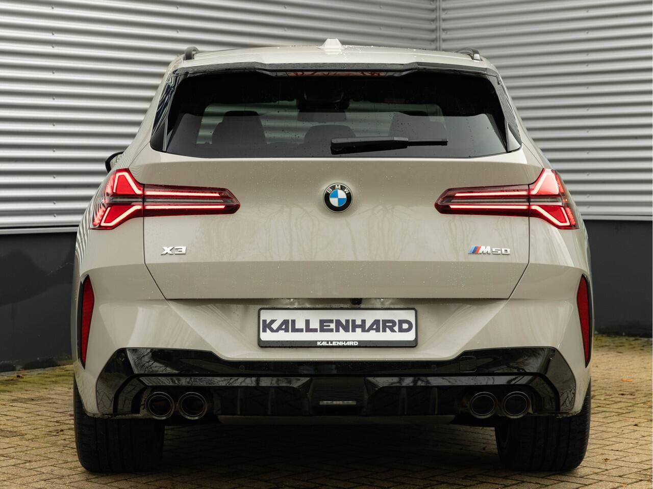BMW X3 M50 - M-Sport Pro - Pano - Harman Kardon - Stoelventilatie - Iconic Glow