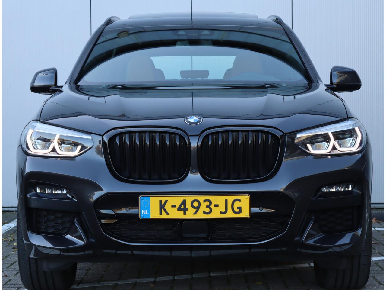 BMW X3 xDrive30e M-Sport | Pano | Trekhaak | Leder | Head-up | Org. NL