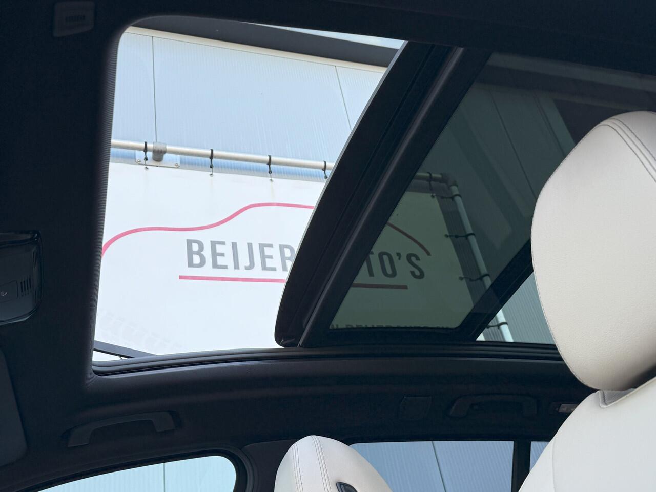 BMW X3 xDrive20i High Executive Edition Automaat M-Pakket.