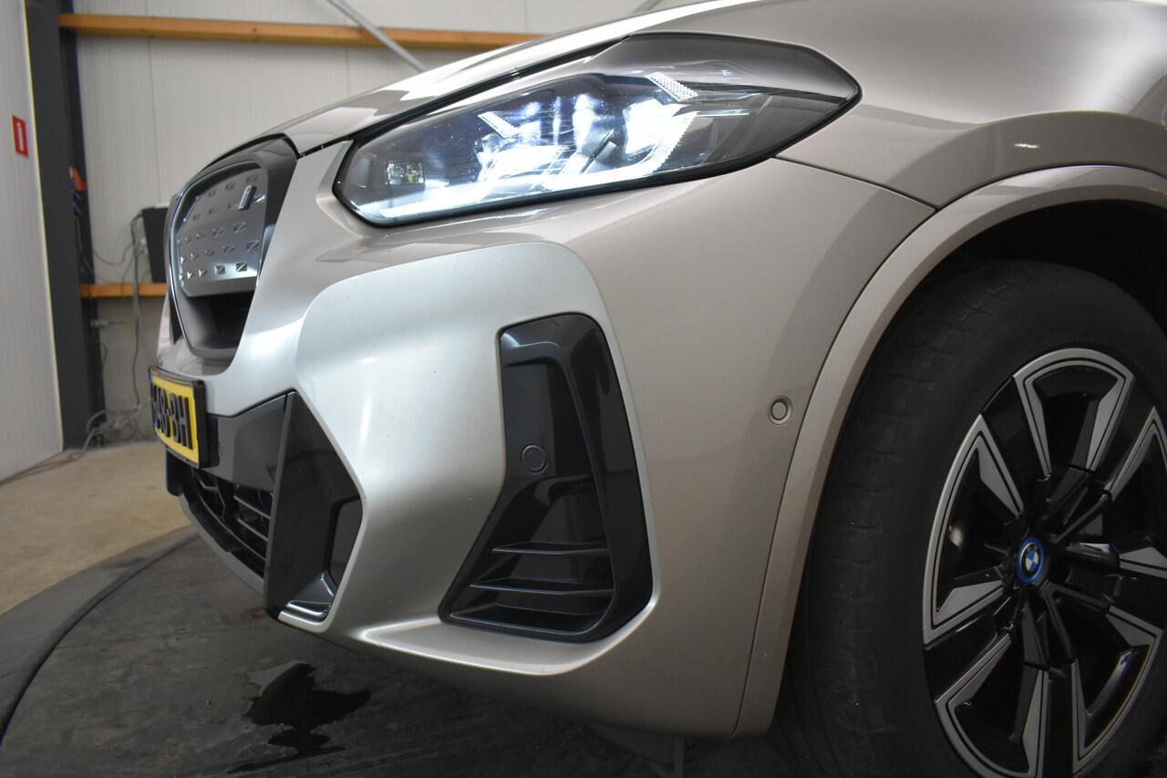 BMW X3 iX3 Executive 80 kWh M-Pakket EL Trekh+aKlep Panodak Camera