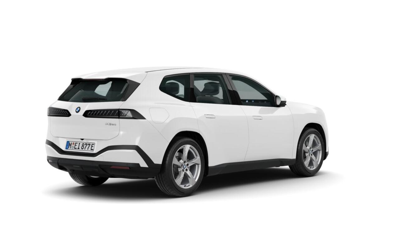 BMW X3 iX3 50 xDrive | 20'' | Drive Ass. Plus | Stoelverw. | Camera | Comf. Acc. | HiFi | Neue Klasse