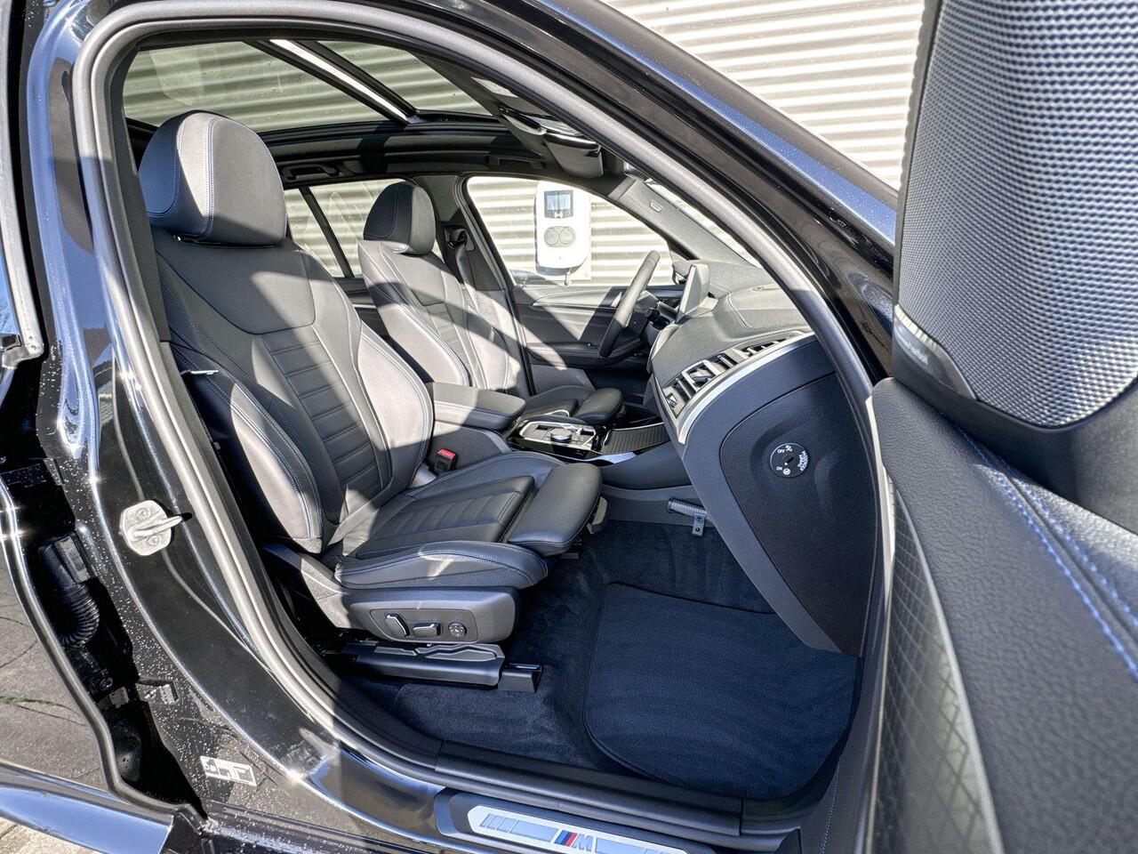 BMW X3 iX3 High Executive High Executive / Parking Pack / Safety Pack / Shadow Line Pack