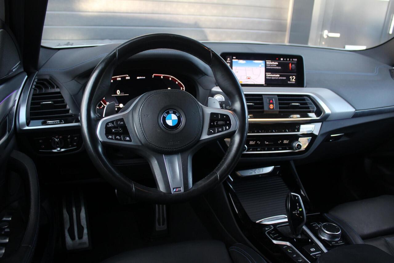 BMW X3 xDrive30e M-Sport | Schaalstoelen | Panoramadak | 21 Inch LM | Full options