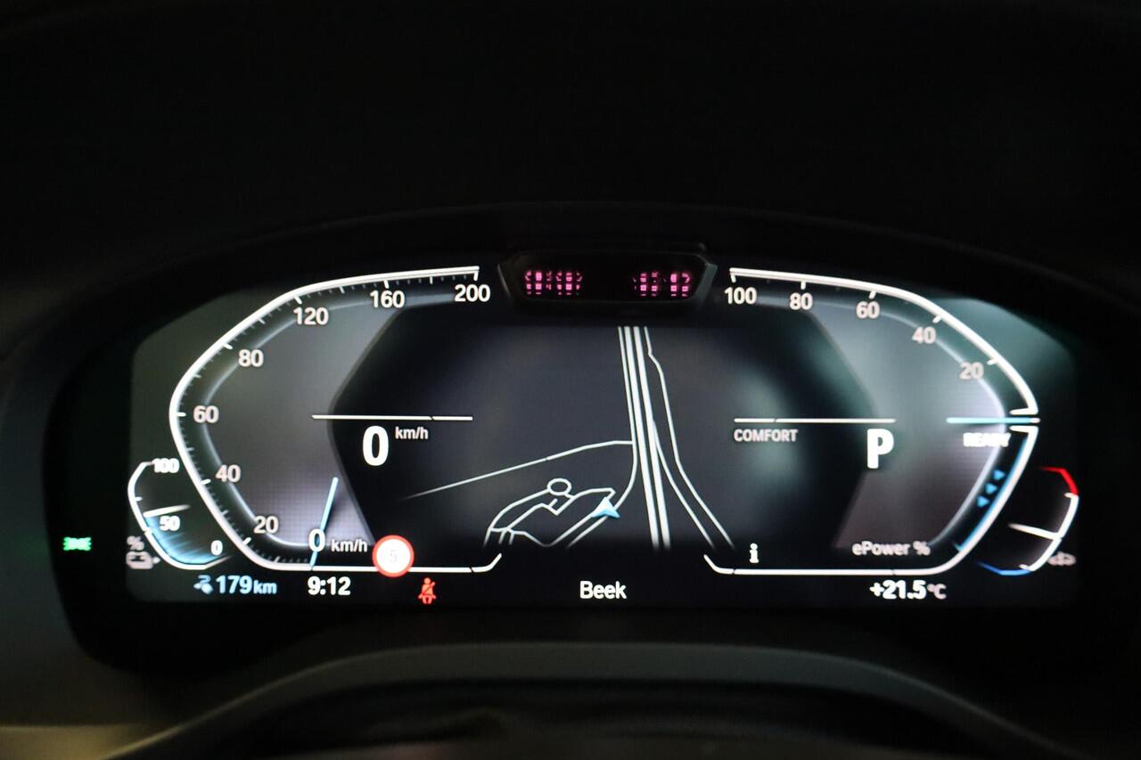 BMW X3 iX3 Executive 80 kWh | M Sport | Comfort Access | Achteruitrijcamera | Voorstoelen Verwarmd