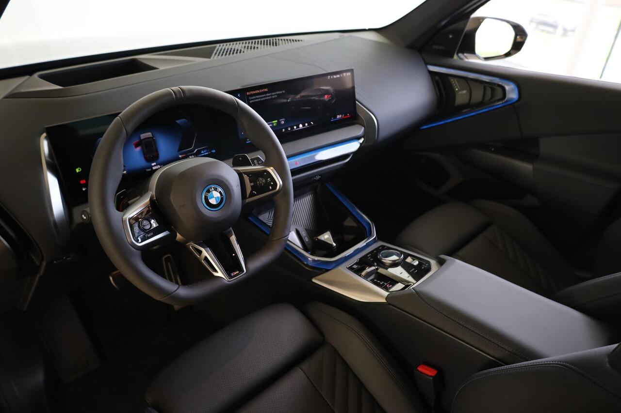 BMW X3 30e xDrive M Sportpakket Pro | Equipment Package Professional | Premium Pack