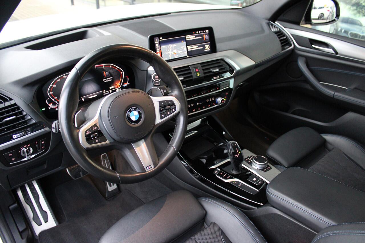BMW X3 xDrive30i M Sport Automaat / Panoramadak / Sportstoelen / Achteruitrijcamera / LED / Head-Up / Comfort Access / Parking Assistant