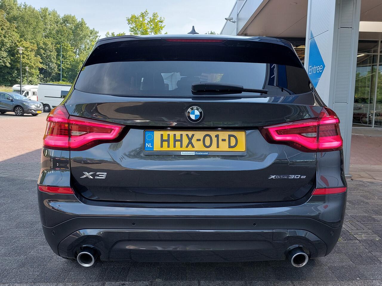 BMW X3 xDrive30e Executive | Plug-In Hybrid | Navi | Clima | Cruise | Led Koplampen | Sportstoel+Stoelverwarming | Licht+Regensensor | Pdc V+A | Privacy Glass | 19''lm