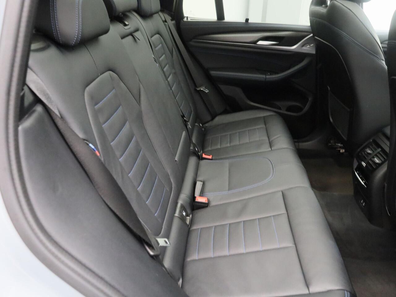 BMW X3 xDrive30e M-Sport | PANO | 360° | HUD | KEYLESS | STOELVERWARMING