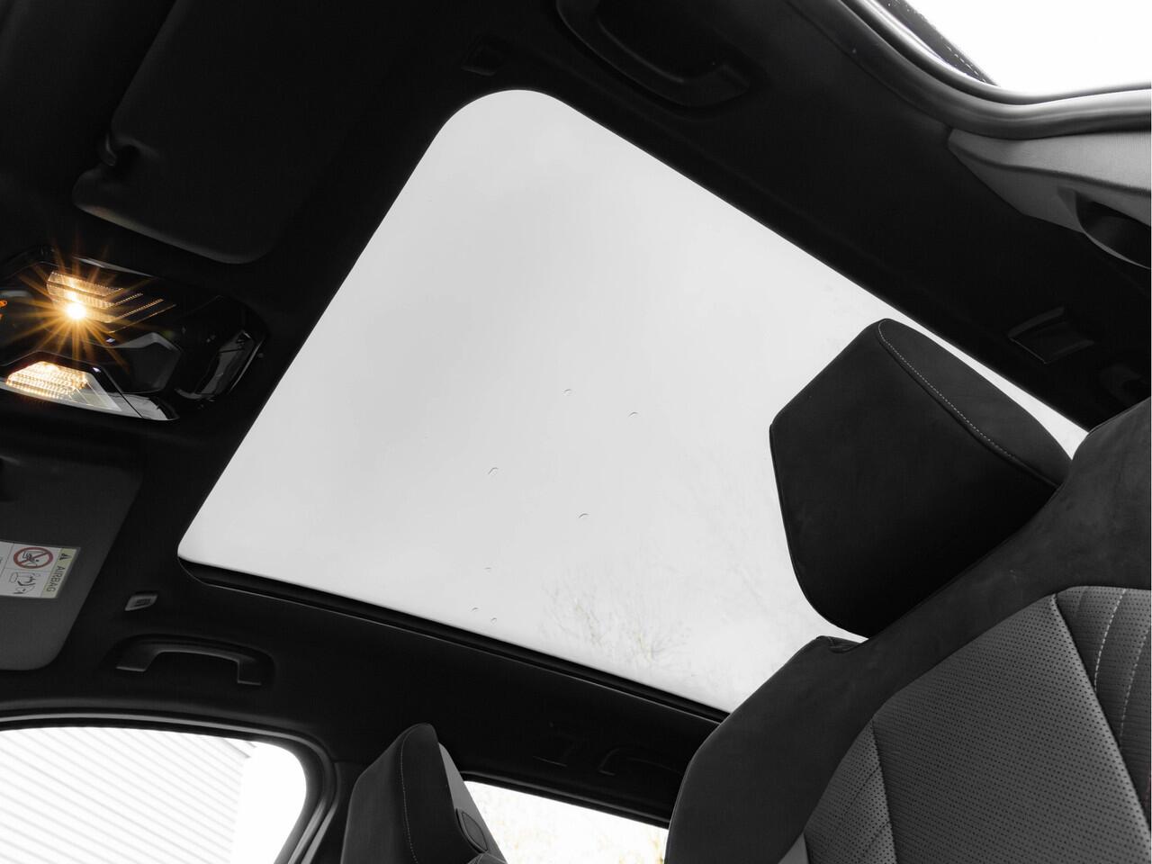 BMW X3 30e xDrive M-Sport - Pano - Trekhaak - ACC - Memoryzetel