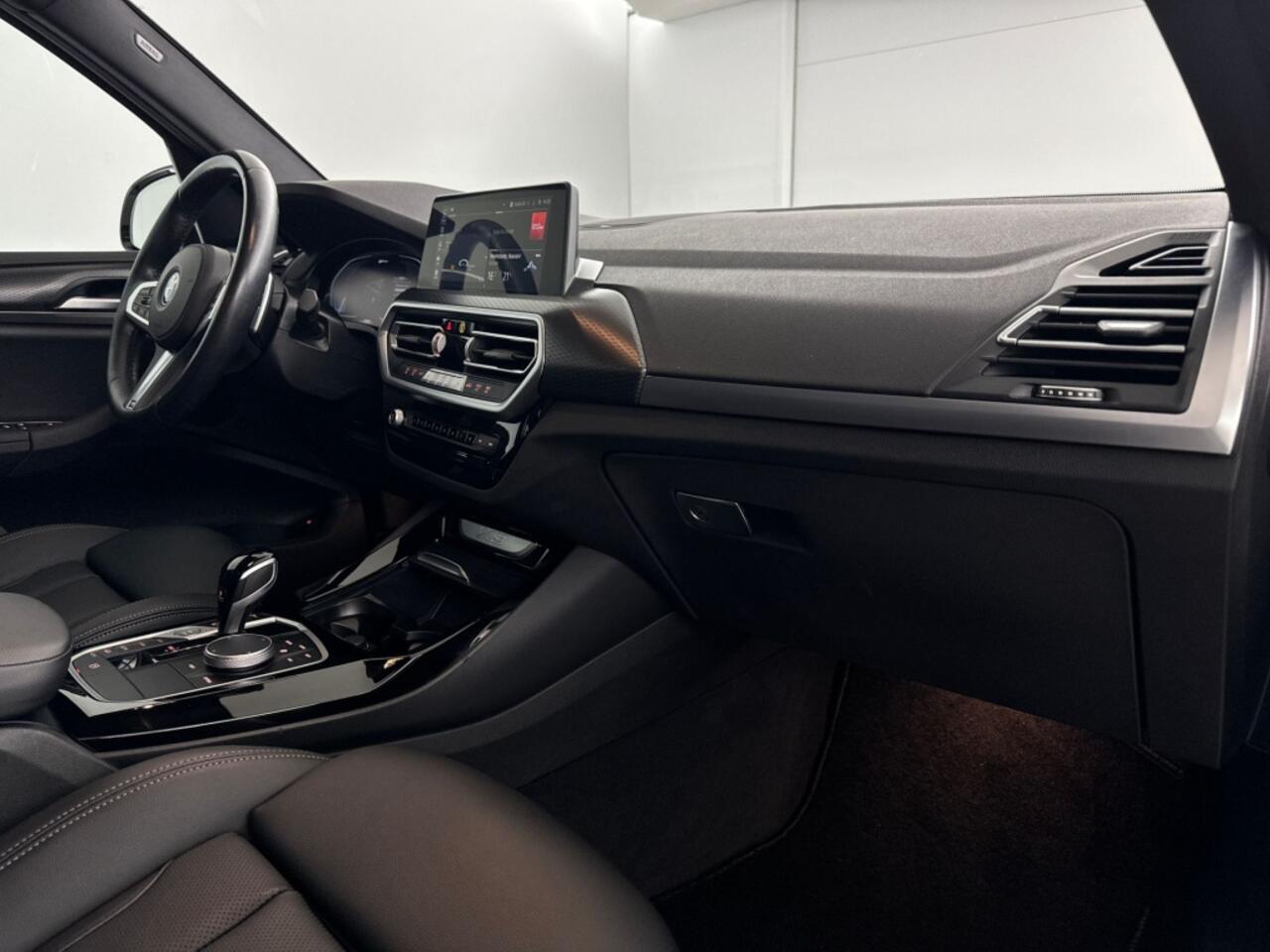 BMW X3 xDrive30e M-Sport | BLACK FRIDAY WEEKEND DEAL | 19'' L.M. Velgen | Lederen Bekleding | Elektrische Achterklep