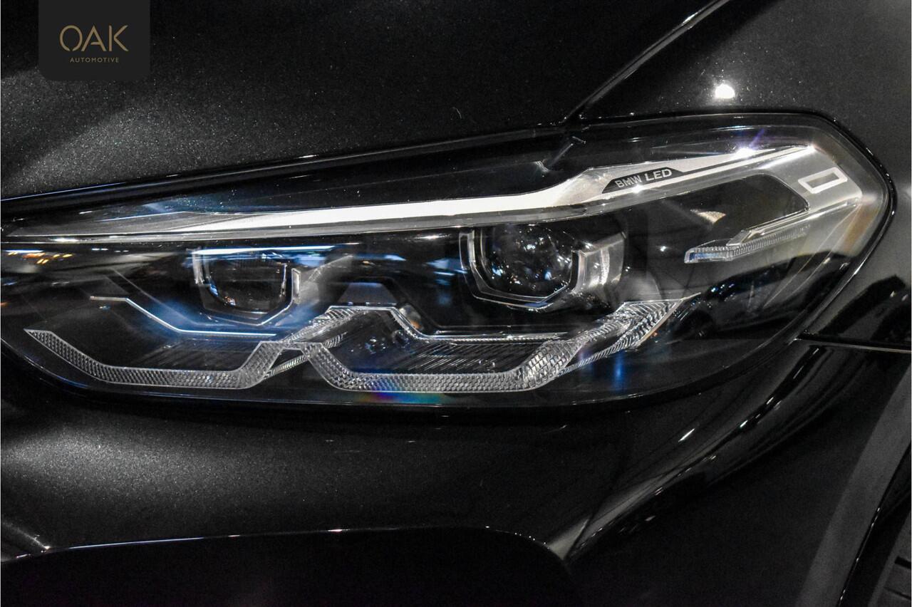 BMW X3 xDrive30e | M-Sport | Live Cockpit | Panorama | Leder | HiFi | Camera | 20"LM | Saphire Zwart