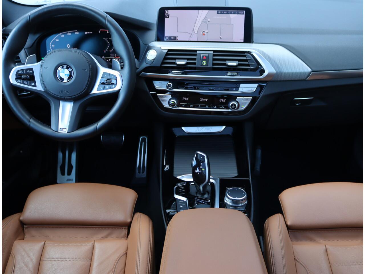 BMW X3 xDrive30e M-Sport | Pano | Trekhaak | Leder | Head-up | Org. NL