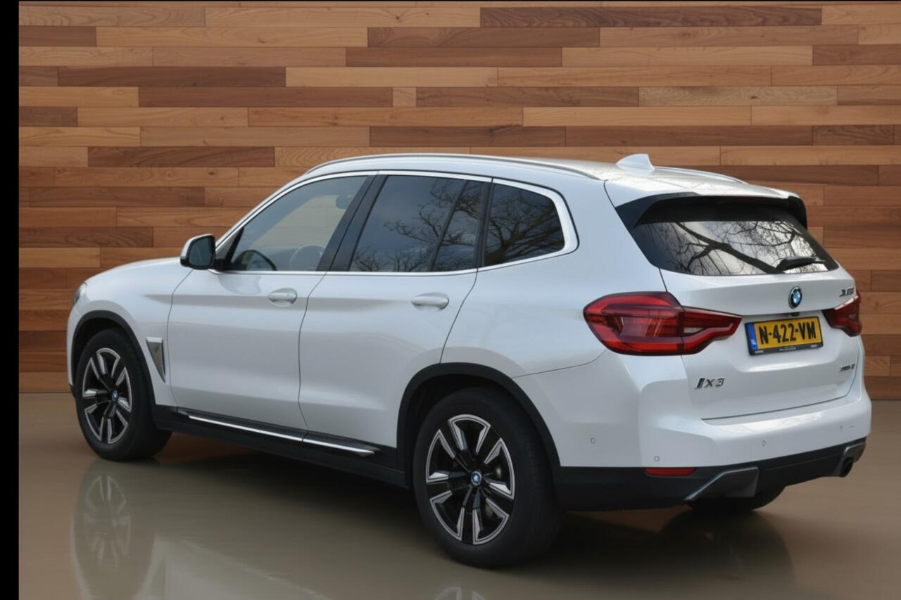 BMW X3 iX3 Executive 80 kWh | SOH 98,68% | PANORAMA DAK | TREKHAAK