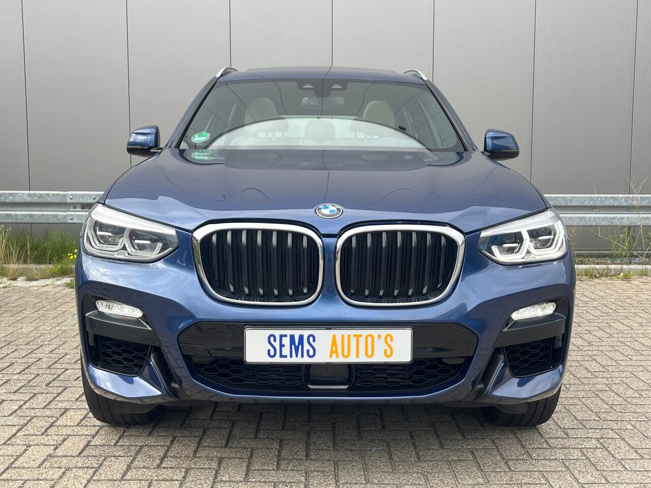 BMW X3 xDrive20i High Executive M-pakket Pano / Head up / Elec.Trekhaak