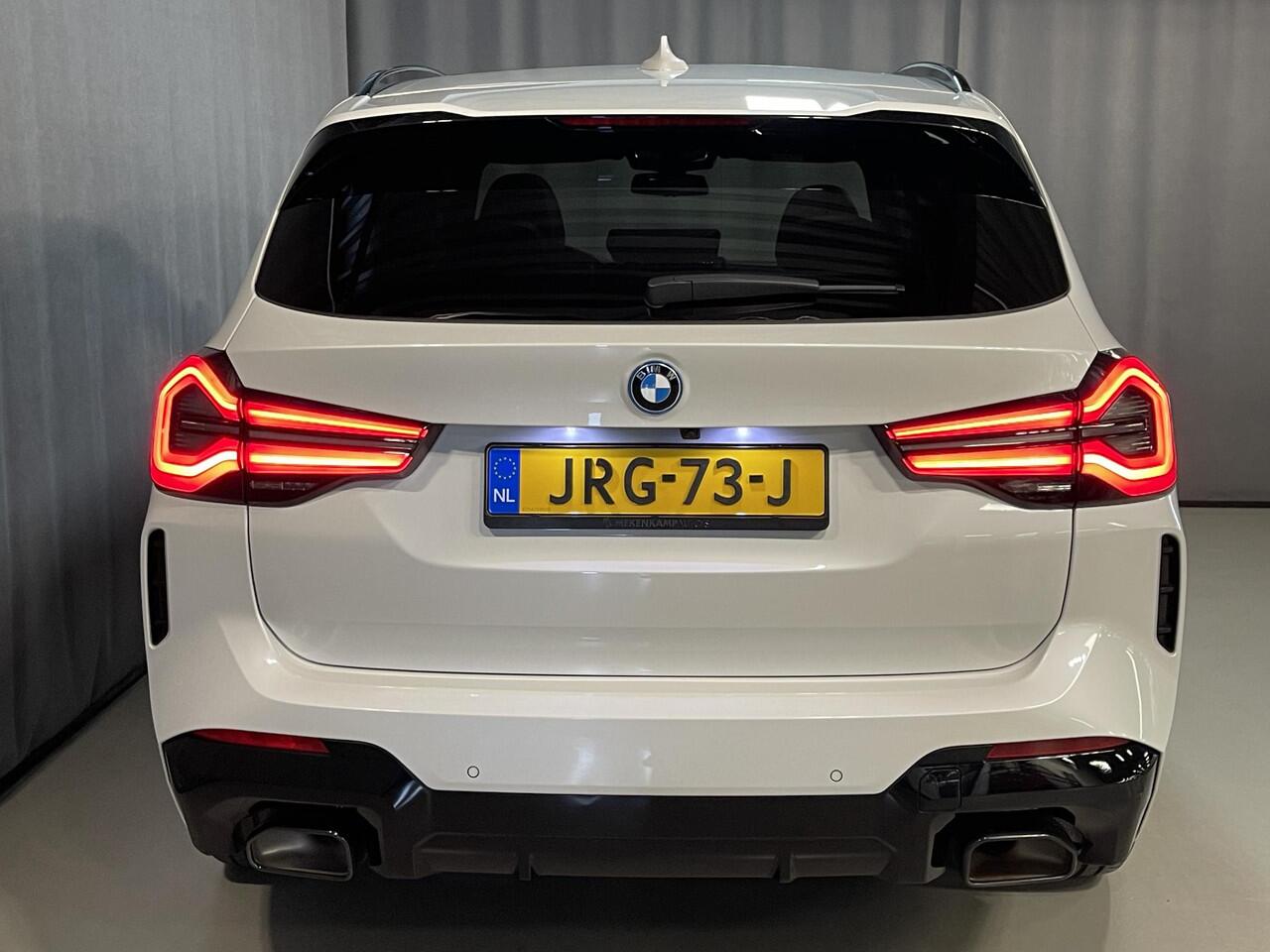 BMW X3 xDrive30e High Executive M Sport 19"/Leder/Panoramadak/Harman Kardon/Dodehoek/Sport Steering/Stoelverwarming/Sfeerverlichting/Camera/Apple Carplay & Android Auto