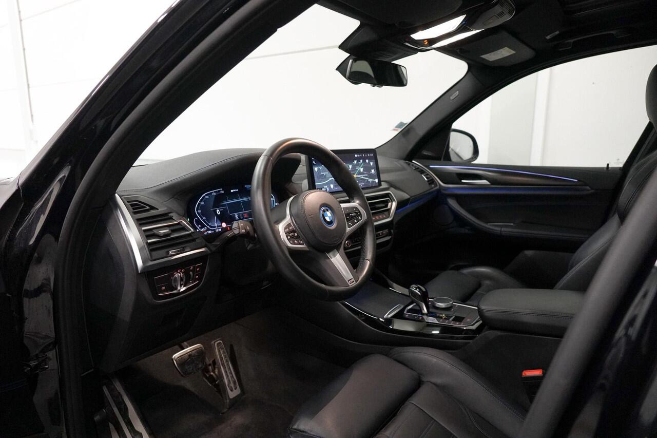BMW X3 xDrive30e M-Sport | M-Stoelen | Panoramadak | Harman Kardon | Adapt. Cruise Control