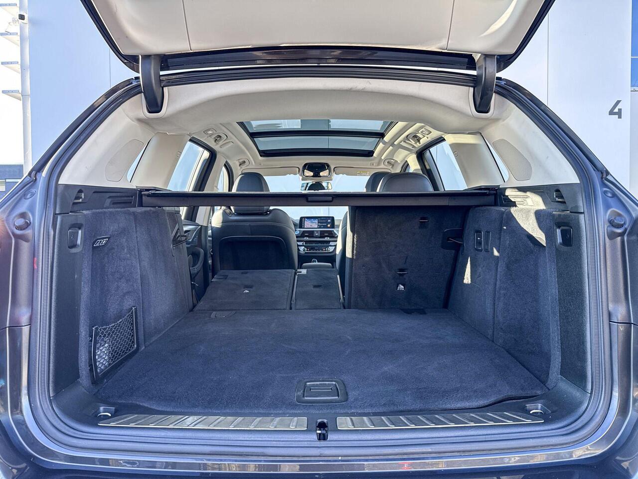 BMW X3 iX3 High Executive 20 Inch / Comfort Acces / Stoelverwarming / Adaptieve Led Koplampen / Driving Prof / Harman Kardon / Parking Plus / Head Up Display