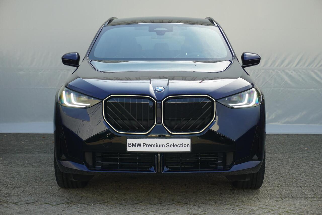 BMW X3 xDrive20i M Sport Pro | Trekhaak / Panoramadak / Stoelventilatie / Harman Kardon / Head-up / Rondomzicht camera / Cruise control adaptief