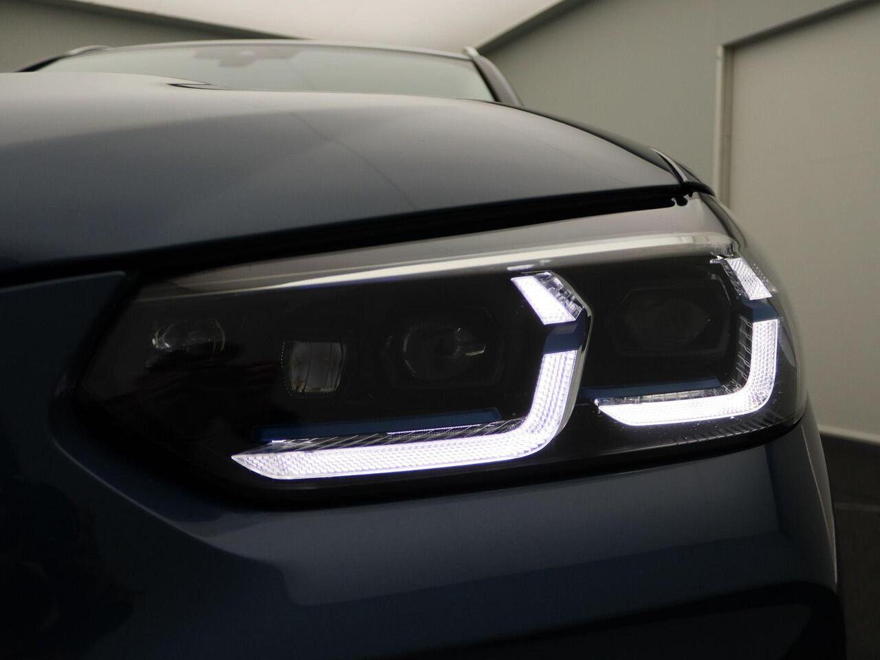 BMW X3 xDrive30e High Executive | Trekhaak | Sportstoelen | Laserlight | Parking Assistant | DAB | HiFi | 18''