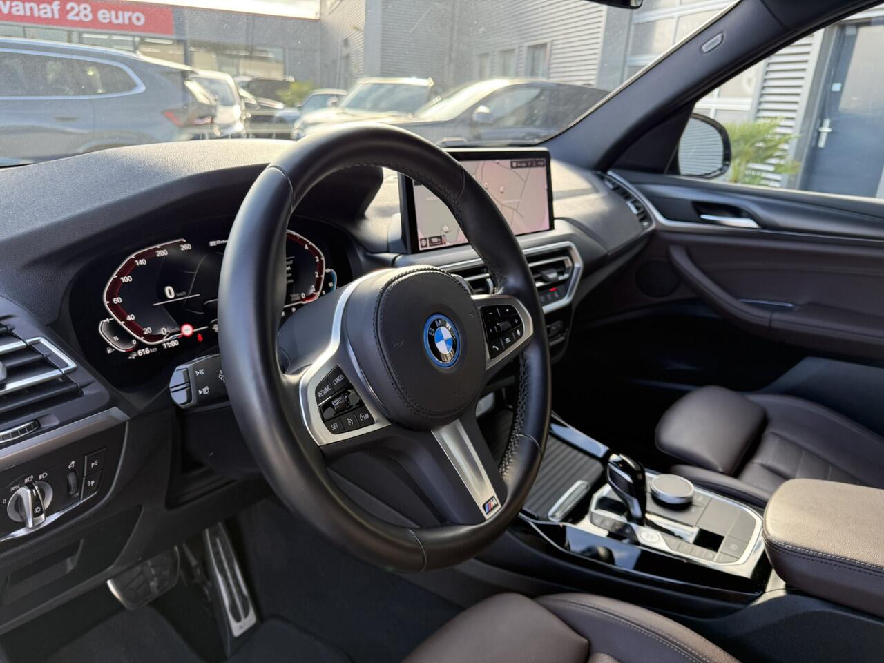 BMW X3 xDrive30e High Executive M Sport Leder Elek Stoelverstelling 360 Gr. Camera Stoelventilatie Carplay